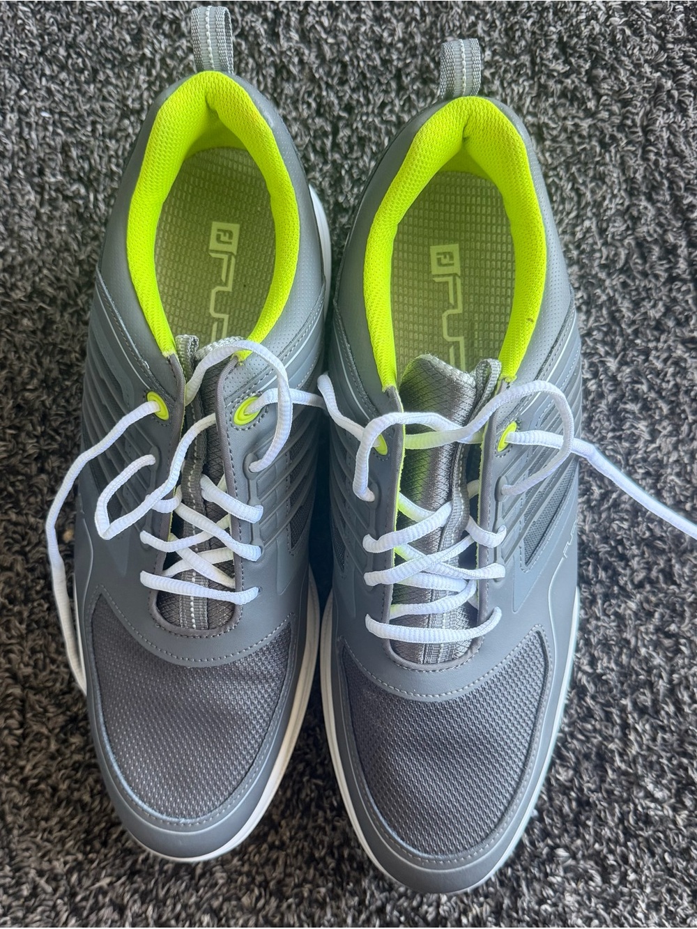 Men's Gray Athletic Sneakers with Neon Yellow Lining